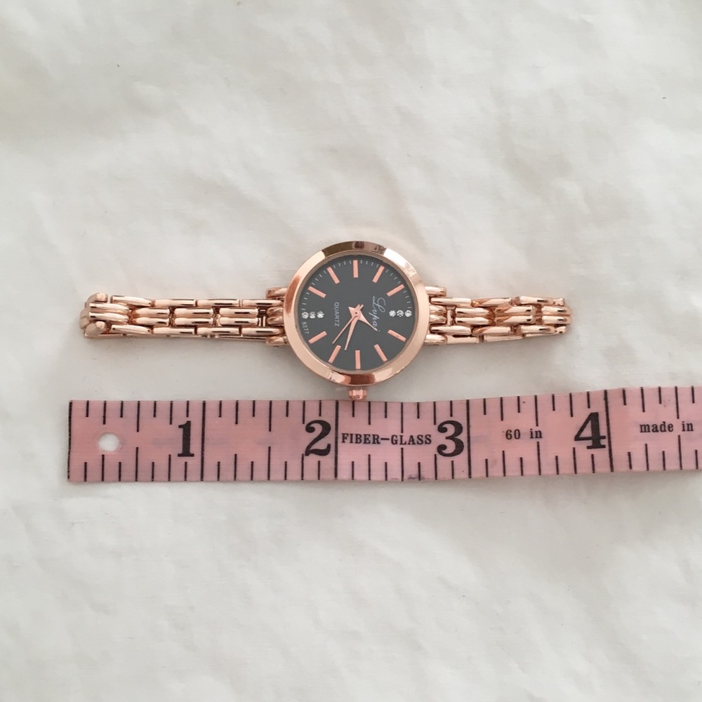 🎀5/$25🎀 LUPAI Rose Gold Fashion Watch - Picture 6 of 6